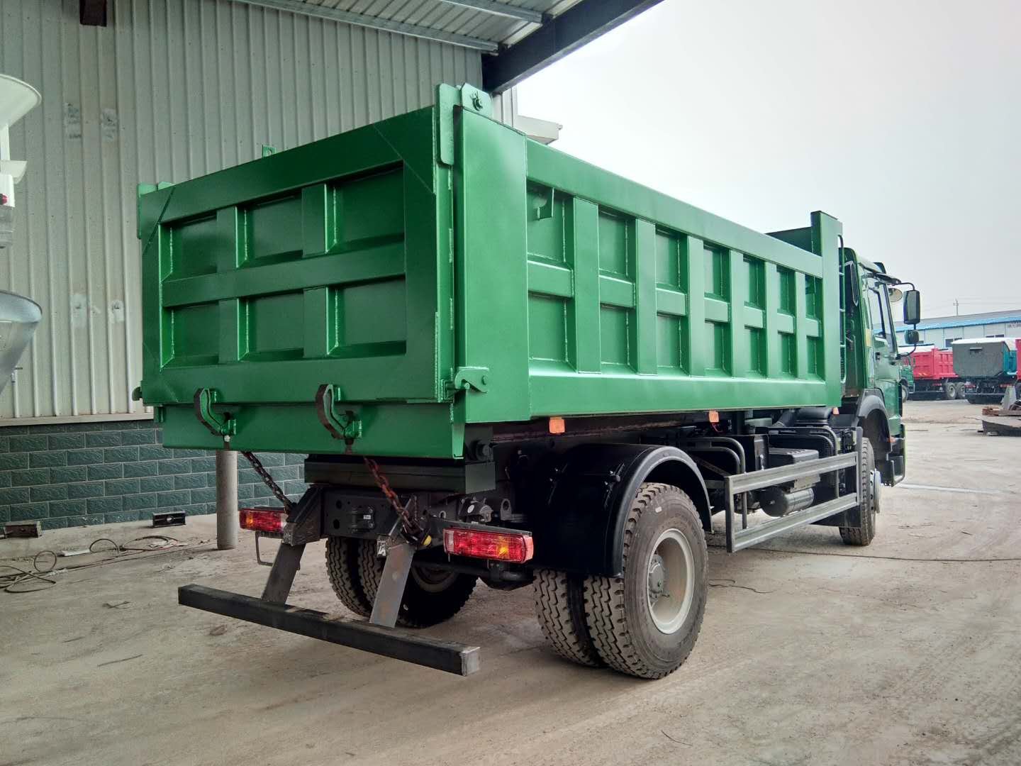3 Truk Sampah Ton